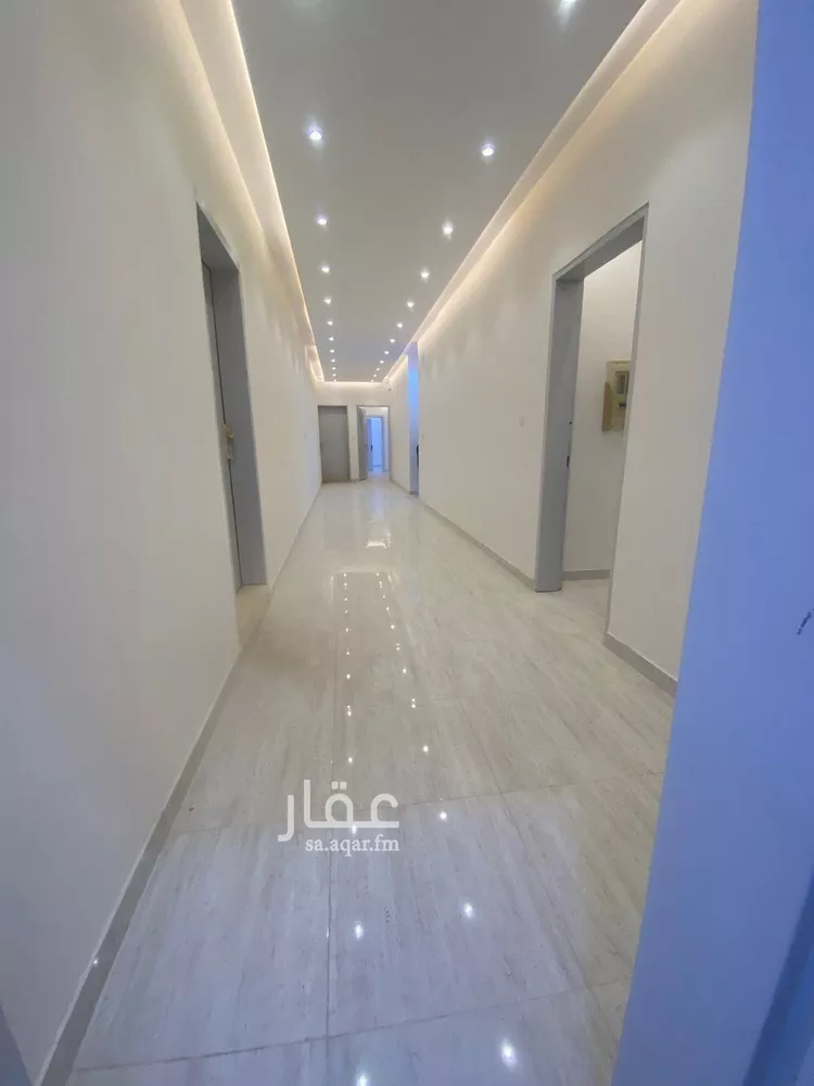 عمارة للإيجار في شارع أسعد بن أحمد دهان, حي الرمال, مدينة الرياض, منطقة الرياض صورة 5