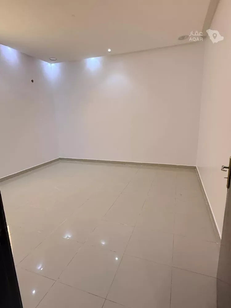 شقة للإيجار في شارع أبي الخير بن محمد الطبري, حي الرمال, مدينة الرياض, منطقة الرياض 3