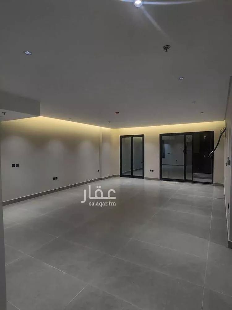 شقة للبيع في شارع لا يوجد, حي السيف, مدينة الدمام, المنطقة الشرقية صورة 2