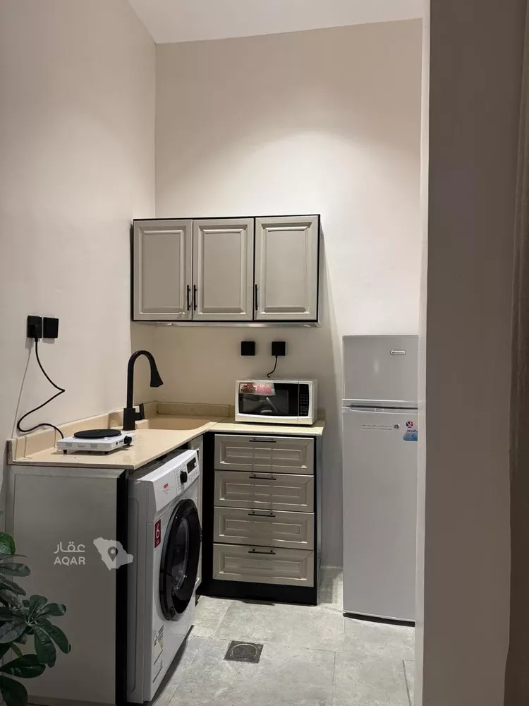 Studio for rent in Riyadh Ar Rimal 10