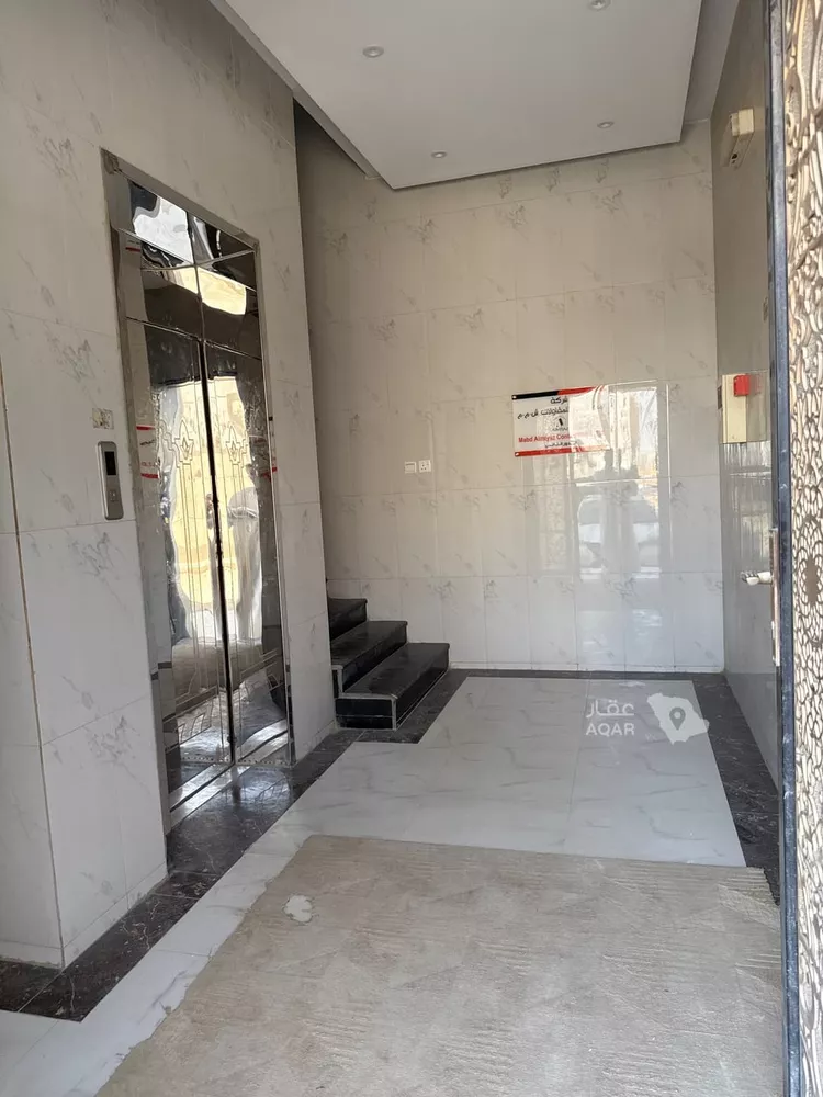 Commercial Office for Rent in Riyadh Al Mahdiyah 3