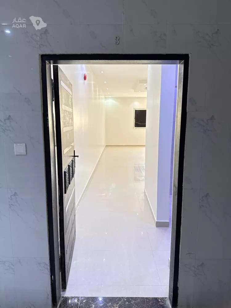 Commercial Office for Rent in Riyadh Al Mahdiyah 5