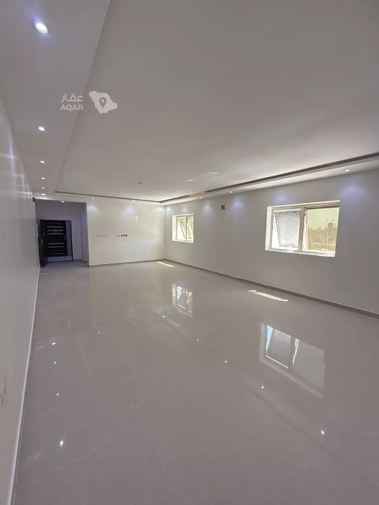 Commercial Office for Rent in Riyadh Al Mahdiyah 14