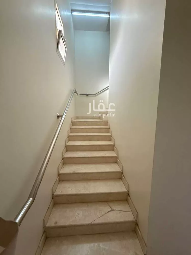 مكتب تجاري للإيجار في شارع السيل الكبير, حي المهدية, مدينة الرياض, منطقة الرياض صورة 5