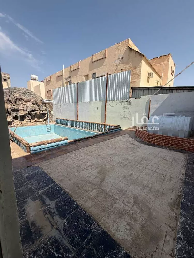 استراحة للإيجار في شارع سعيد بن عثمان القرشي ، حي المطار ، المدينة المنورة ، منطقة المدينة المنورة 9