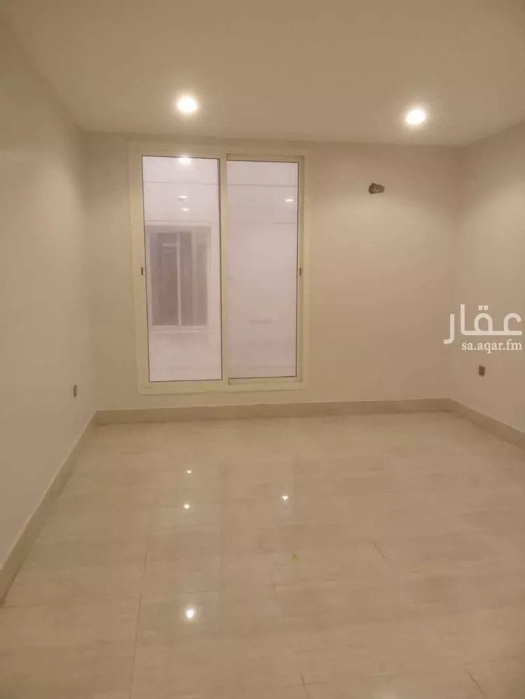 شقة للإيجار في شارع الزواوي, حي الزهور, مدينة الدمام, المنطقة الشرقية صورة 2