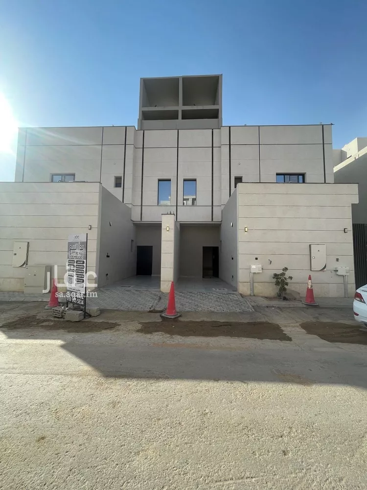 فيلا للبيع في شارع أبي أحمد القيسي, حي الرمال, مدينة الرياض, منطقة الرياض صورة 2