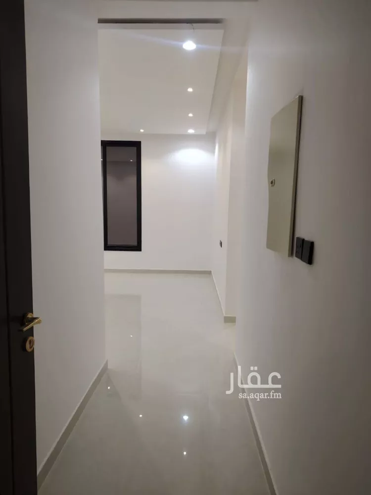 فيلا للبيع في شارع احمد بن عفيف, حي الجنادرية, مدينة الرياض, منطقة الرياض صورة 5