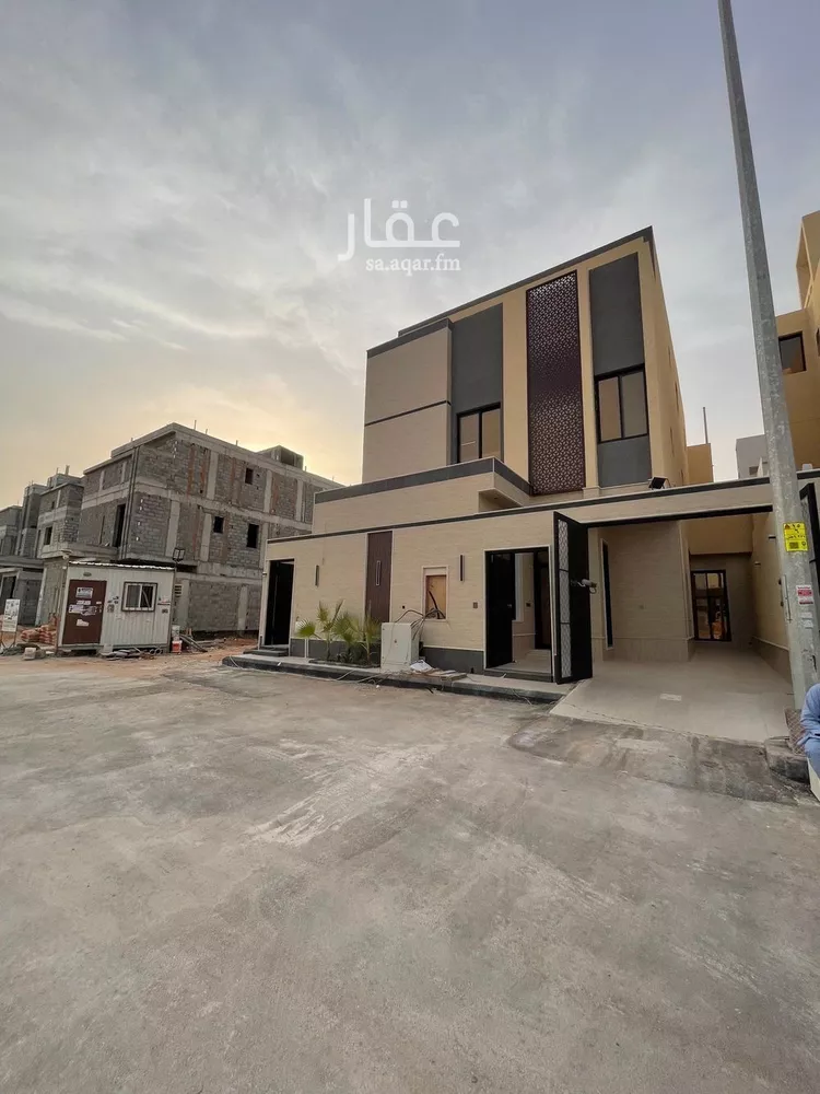 فيلا للبيع في شارع عبدالقدوس الأنصاري, حي الرمال, مدينة الرياض, منطقة الرياض