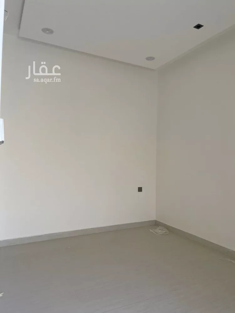 فيلا للبيع في شارع عبدالقدوس الأنصاري, حي الرمال, مدينة الرياض, منطقة الرياض صورة 2