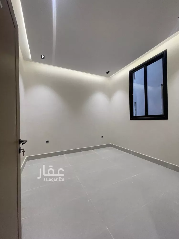 دور للبيع في شارع قيس بن الملوح, حي الرمال, مدينة الرياض, منطقة الرياض صورة 2