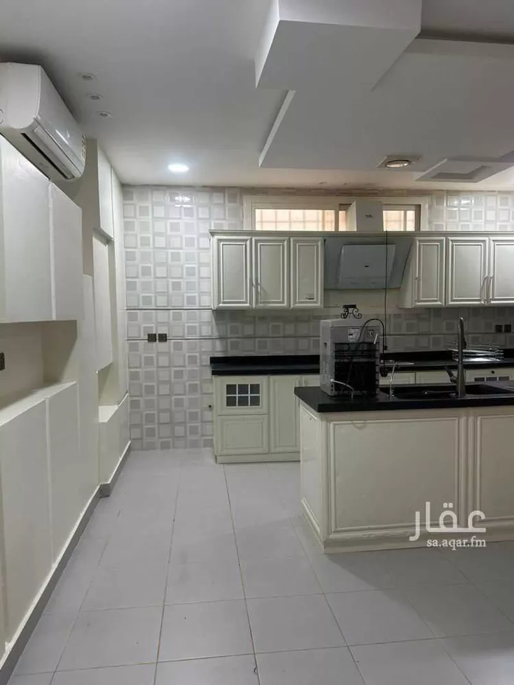 دور للبيع في شارع ابن تيمية, حي النهضة, مدينة بريده, منطقة القصيم صورة 3