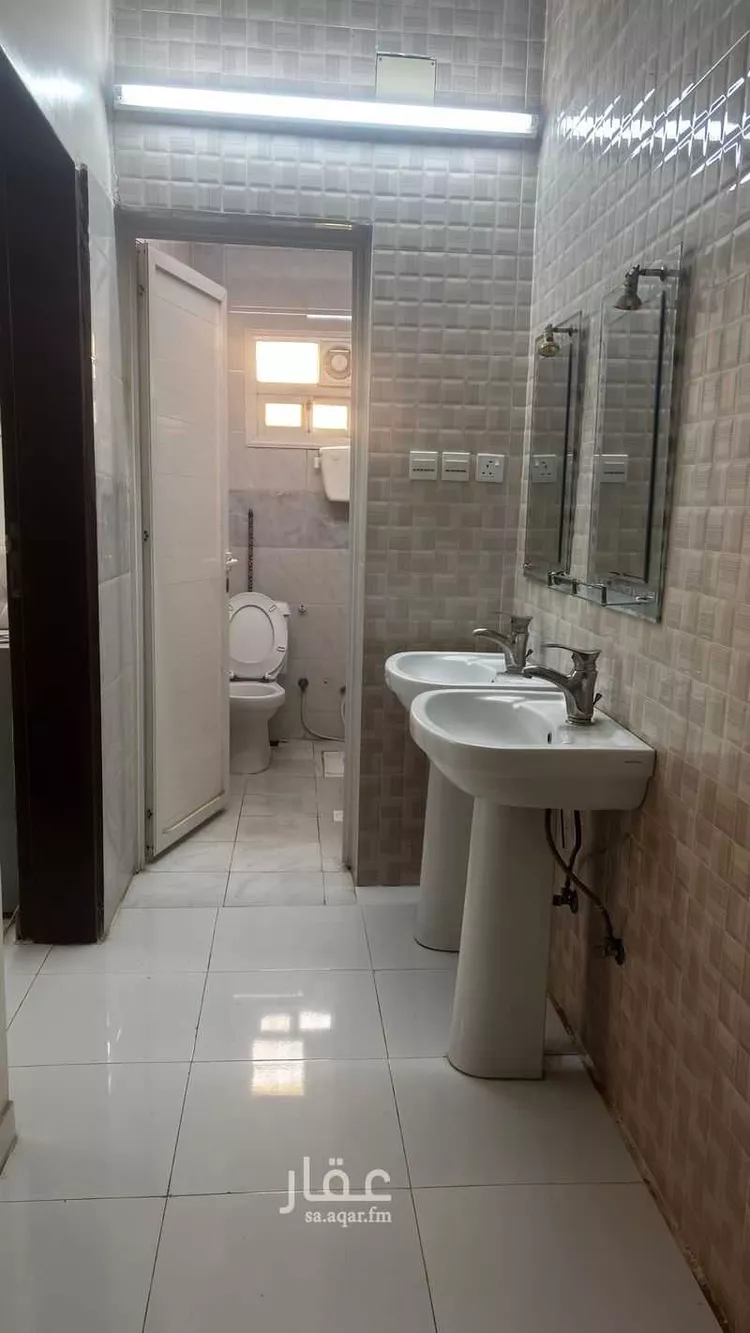 عمارة للإيجار في شارع عبدالرحمن داود, حي السلامة, مدينة محائل, منطقة عسير