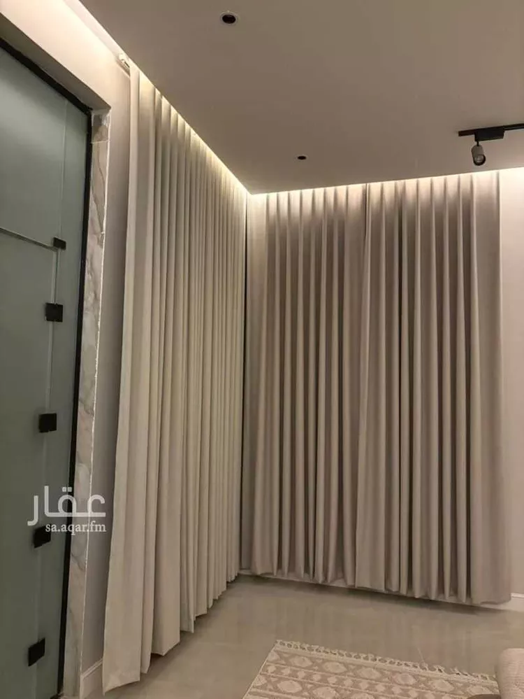 فيلا للإيجار في شارع عبدالله خضري, حي المهدية, مدينة الرياض, منطقة الرياض 21