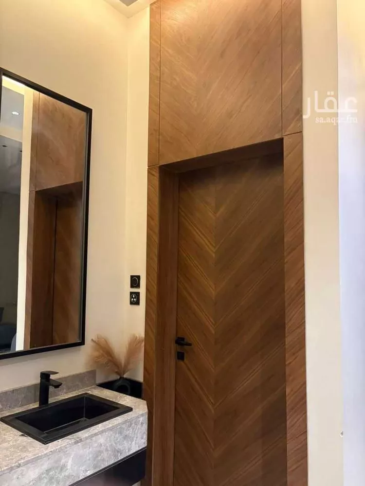 فيلا للبيع في شارع عبدالله خضري, حي المهدية, مدينة الرياض, منطقة الرياض صورة 3