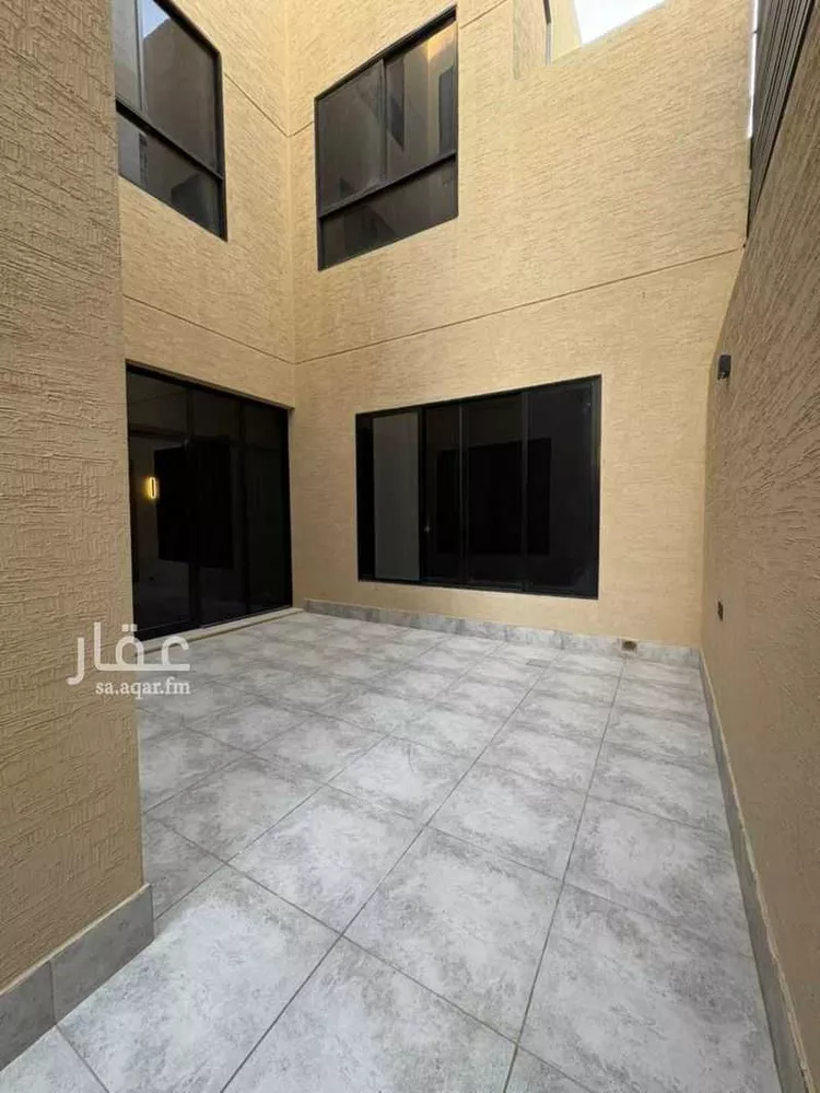 فيلا للبيع في شارع عبدالله خضري, حي المهدية, مدينة الرياض, منطقة الرياض 9