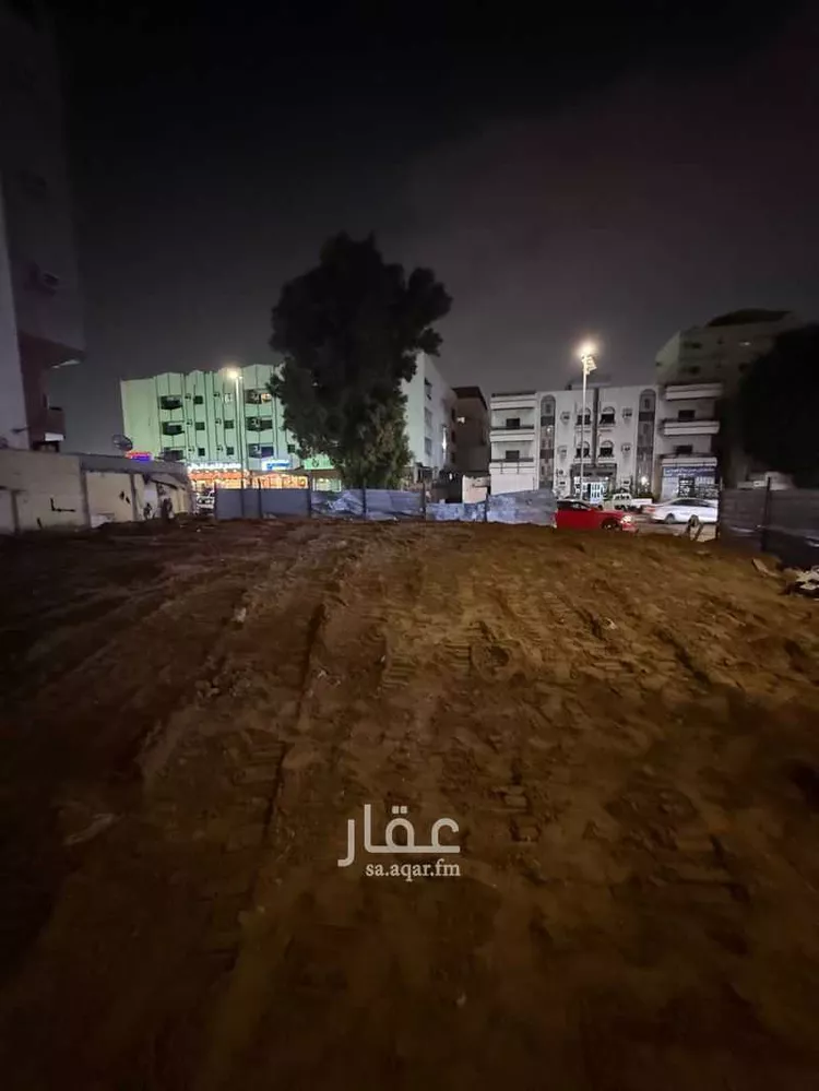 أرض للإيجار في شارع غرناطة ، حي العزيزية ، جدة ، جدة