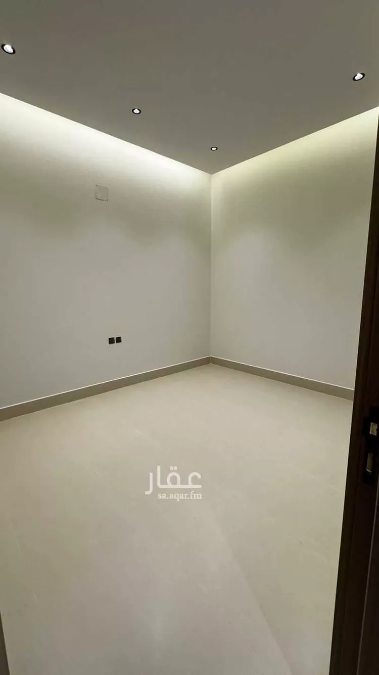 دور للبيع في شارع محارب بن دثار, حي بدر, مدينة الرياض, منطقة الرياض صورة 5