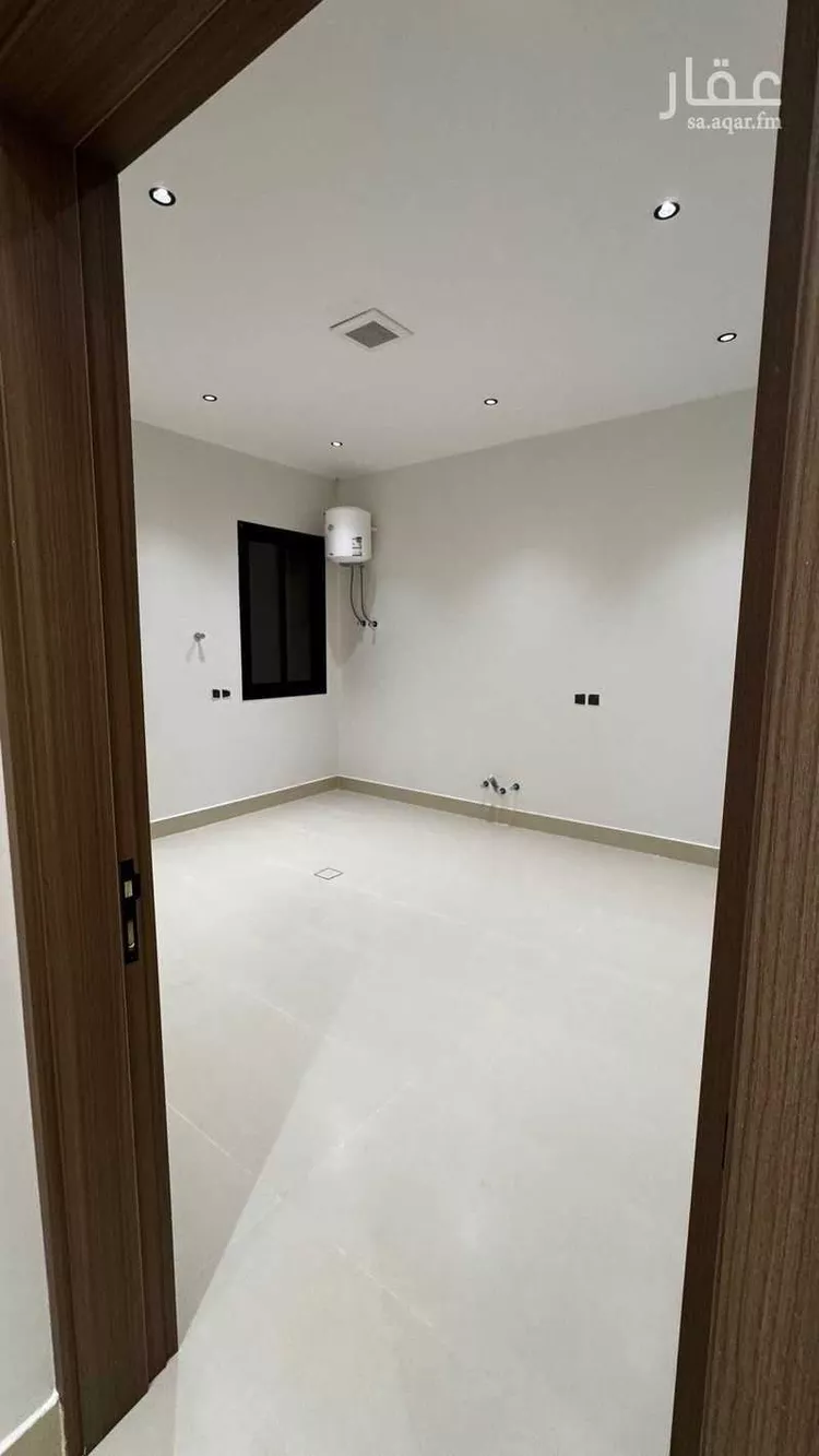 دور للبيع في شارع محارب بن دثار, حي بدر, مدينة الرياض, منطقة الرياض 12