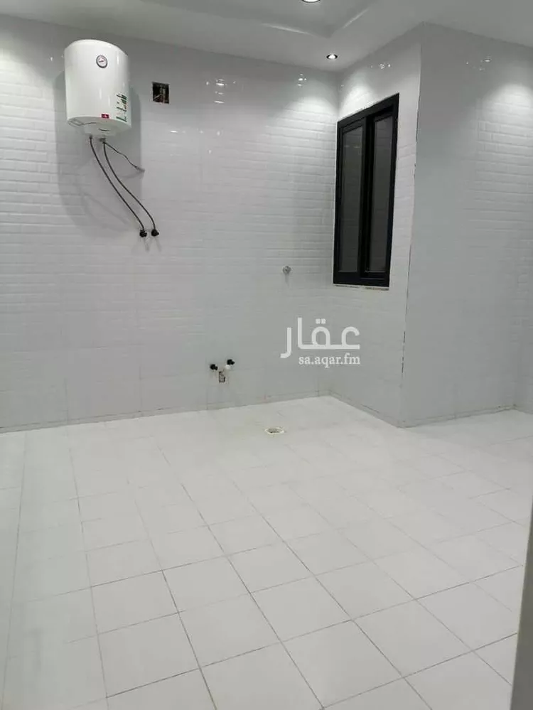 دور للإيجار في شارع الإمام مالك, حي بدر, مدينة الرياض, منطقة الرياض صورة 4