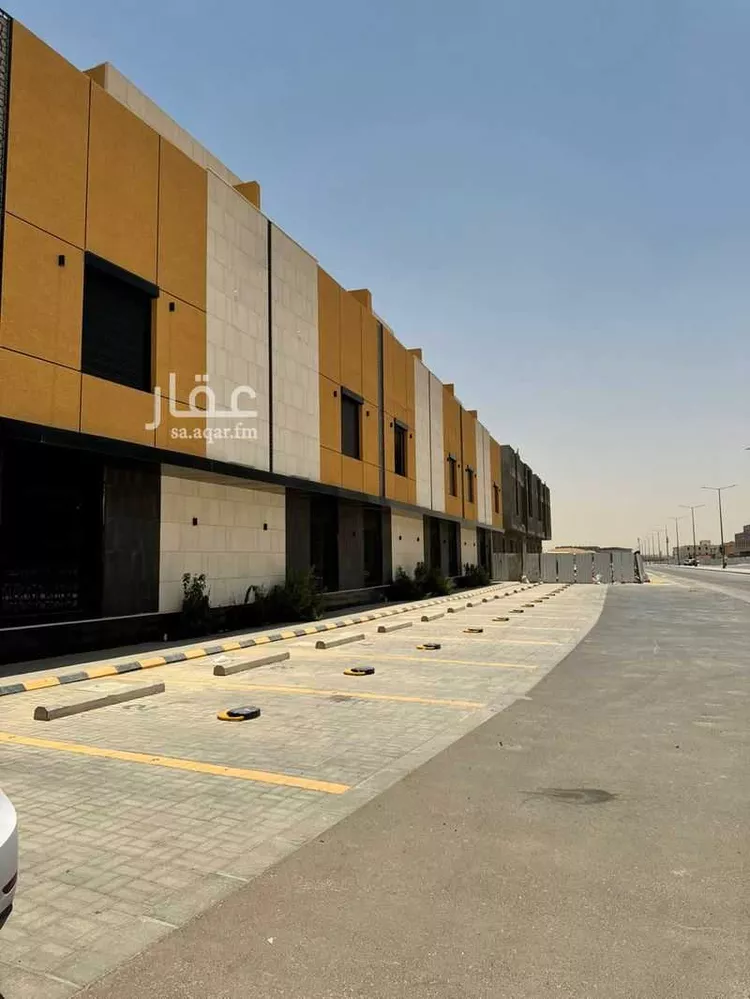 فيلا للإيجار في شارع يوسف بن أبي شكر , حي الرمال, مدينة الرياض, منطقة الرياض 14