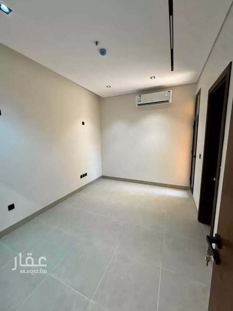 فيلا للإيجار في شارع يوسف بن أبي شكر , حي الرمال, مدينة الرياض, منطقة الرياض صورة 4