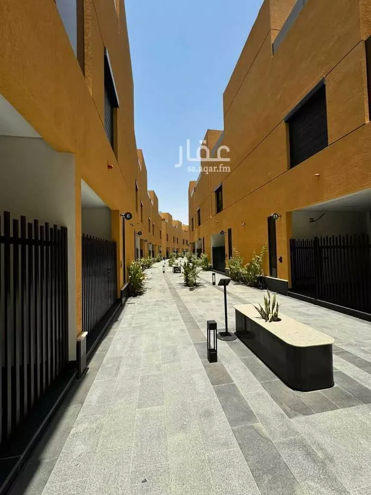 فيلا للإيجار في شارع يوسف بن أبي شكر , حي الرمال, مدينة الرياض, منطقة الرياض 15
