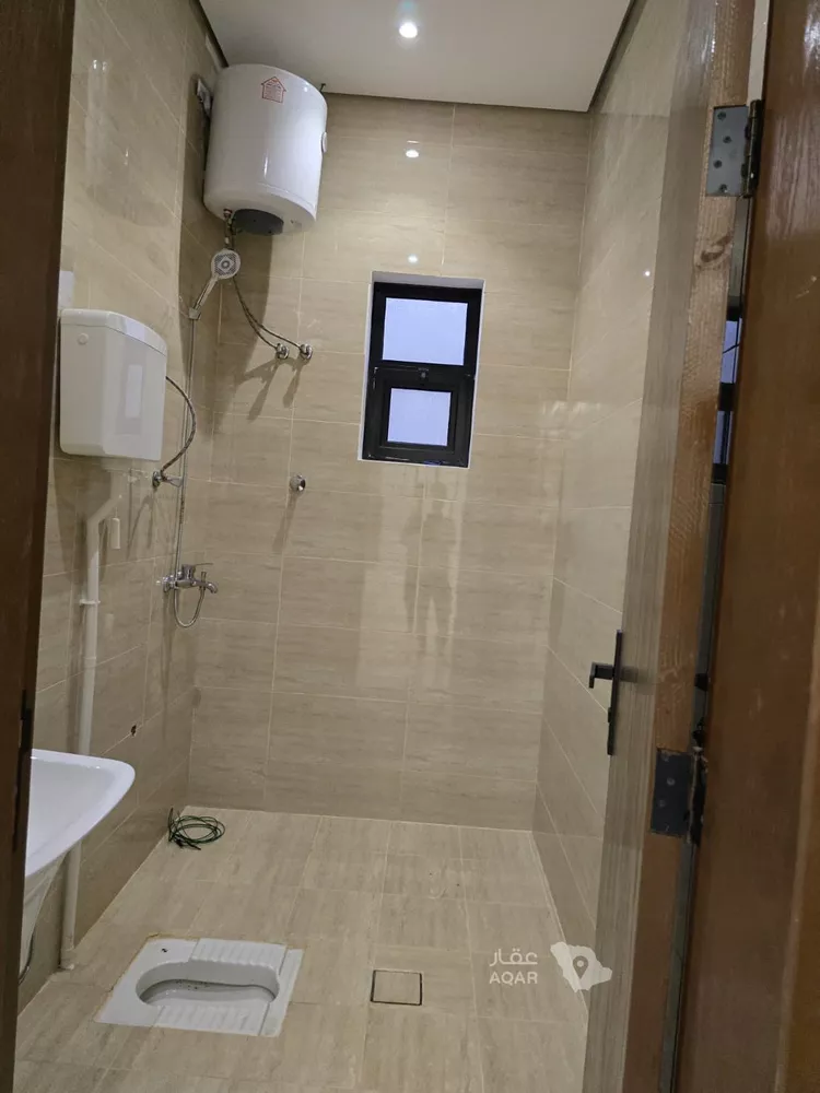 Floor for Sale in Riyadh Al Bariah 16