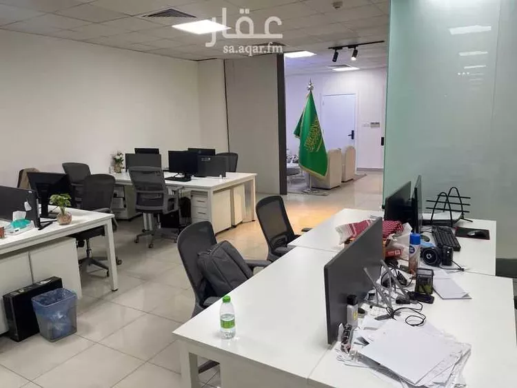 مكتب تجاري للإيجار في شارع عمر المختار, حي ثليم, مدينة الرياض, منطقة الرياض صورة 5
