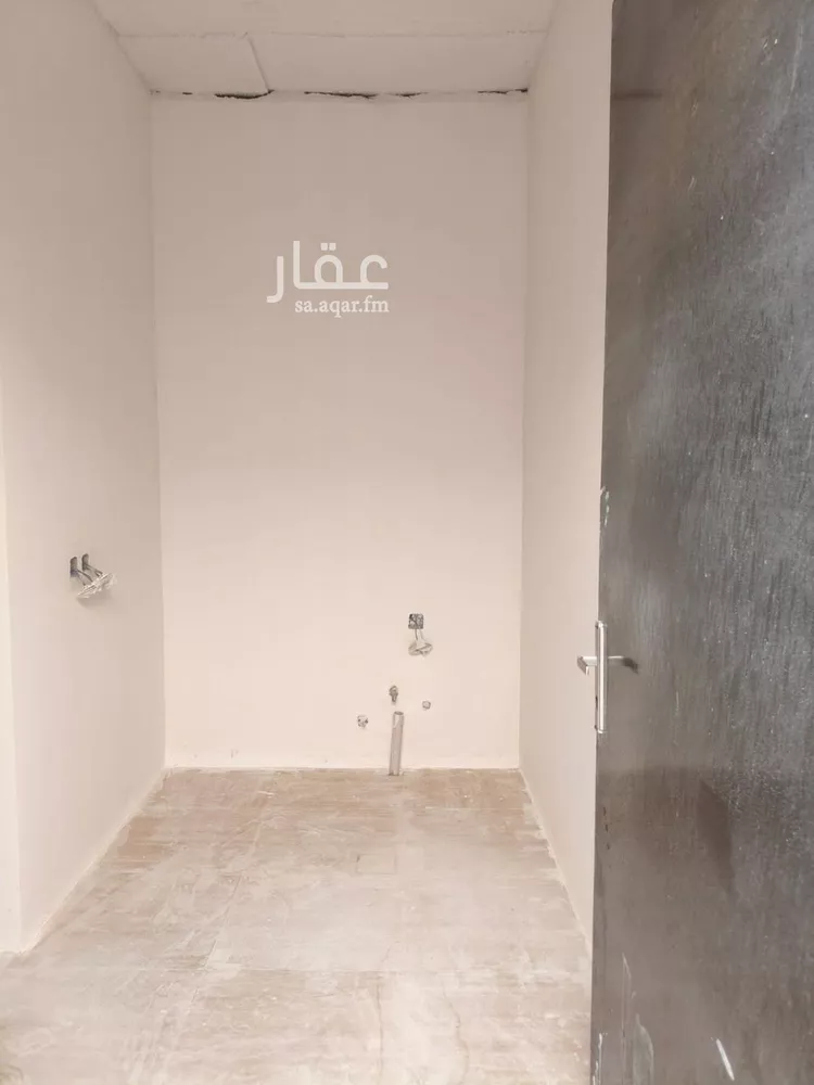 مجمع للإيجار في شارع محمد الشوكاني, حي الرمال, مدينة الرياض, منطقة الرياض 10