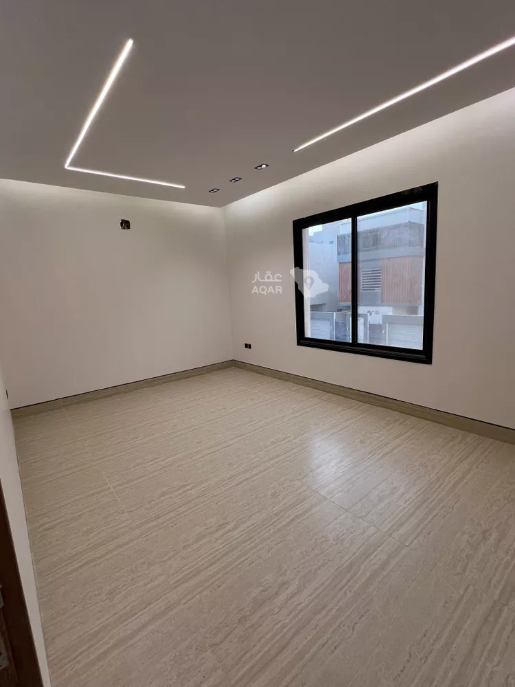 Floor for Sale in Riyadh Ar Rimal 8