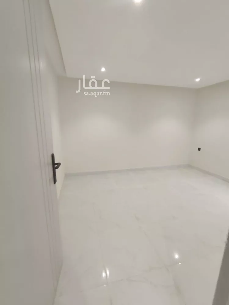عمارة للإيجار في شارع عمرو بن أبي وقاص, حي الرمال, مدينة الرياض, منطقة الرياض صورة 3
