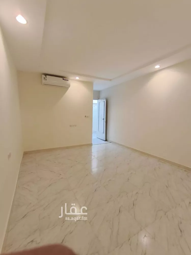 شقة للإيجار في شارع عبدالملك بن عمر بن عبدالعزيز, حي الرمال, مدينة الرياض, منطقة الرياض صورة 3