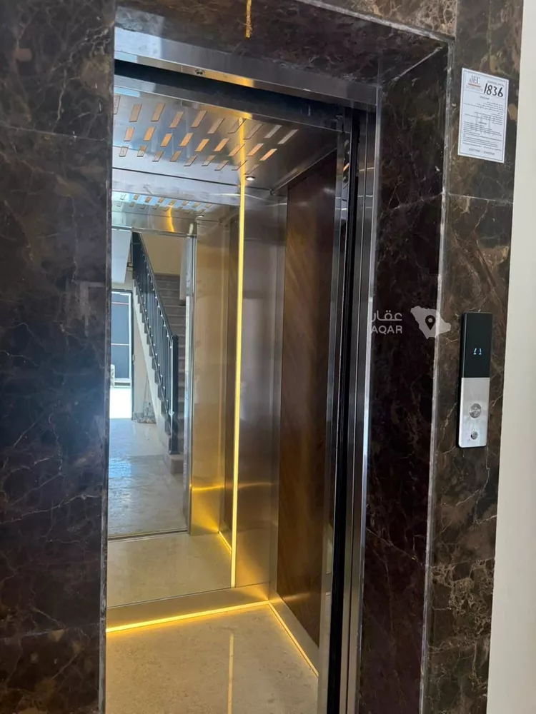 شقة للبيع في شارع عبدالرحمن بن مهنا ، حي الملك فيصل ، الرياض ، منطقة الرياض 17