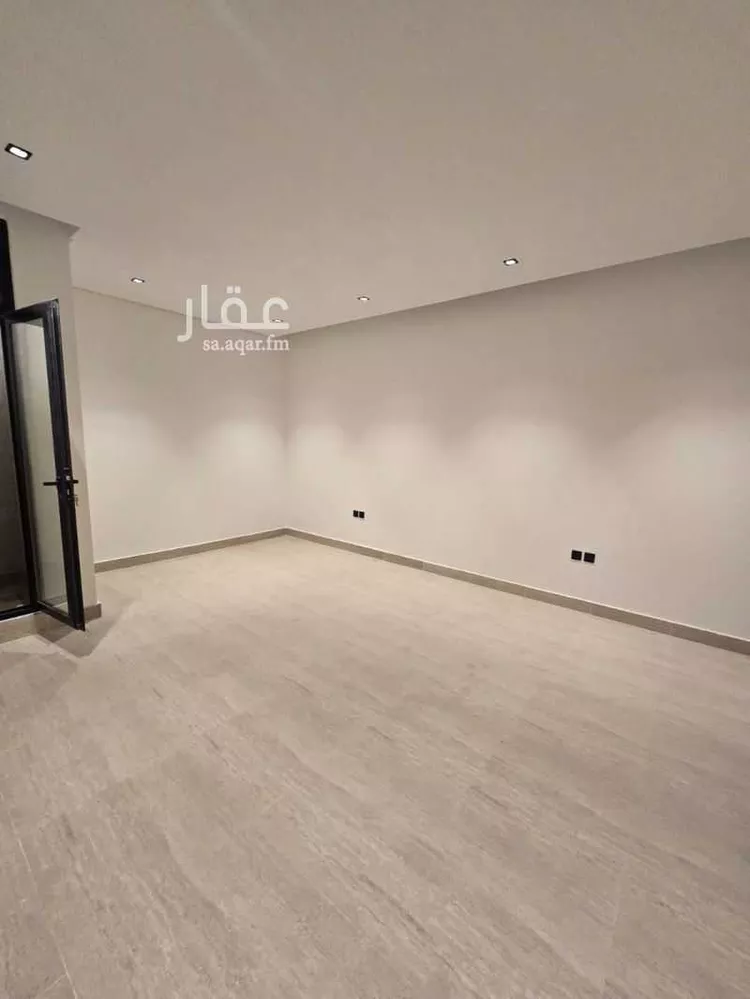 Floor for Rent in Riyadh Ar Rawdah 13