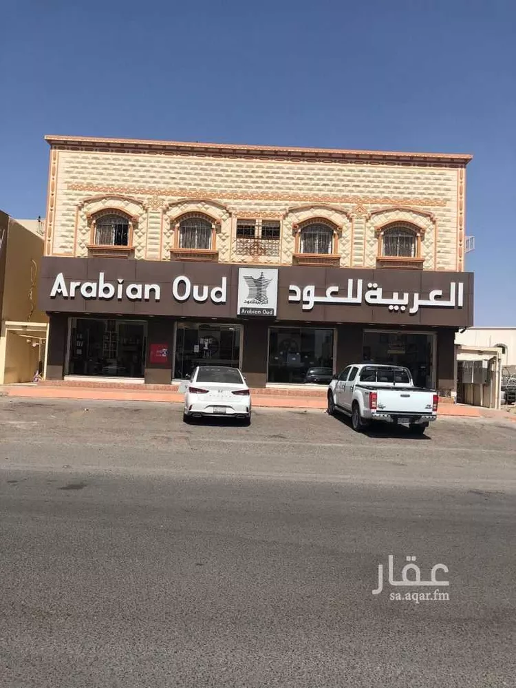 عمارة للبيع في شارع الحسن بن عبدالعزيز, حي العزيزية, مدينة المدينه المنوره, منطقة المدينة المنورة