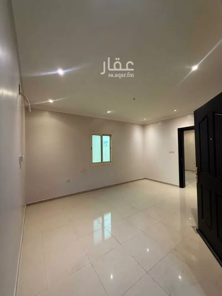 شقة للإيجار في شارع اوطاس, حي هجر, مدينة الدمام, المنطقة الشرقية صورة 3