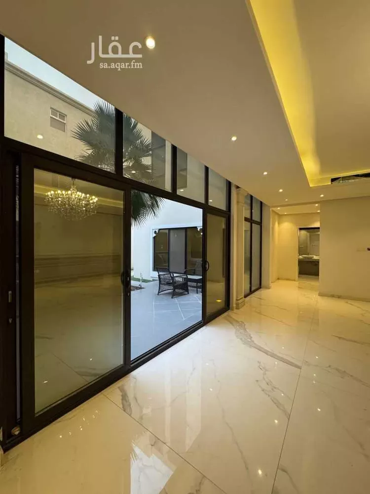 Villa for Sale in Dhahran Al Qashlah صورة 3
