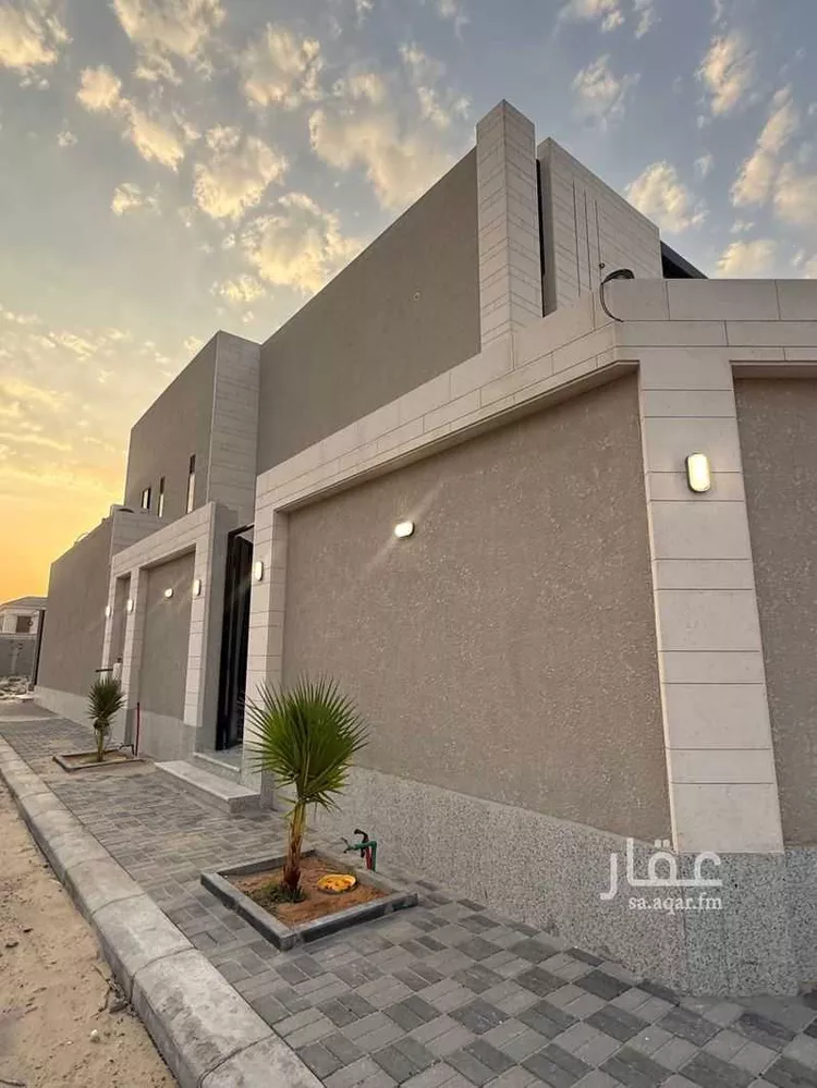 فيلا للبيع في شارع علي ابن الغدير, حي الخزامى, مدينة الخبر, المنطقة الشرقية صورة 2