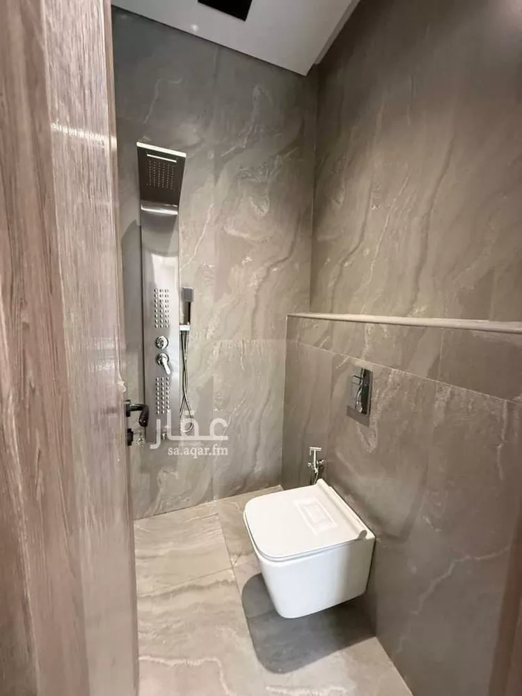 فيلا للبيع في شارع ذكوان الخزرجي, حي التحلية, مدينة الخبر, المنطقة الشرقية صورة 5