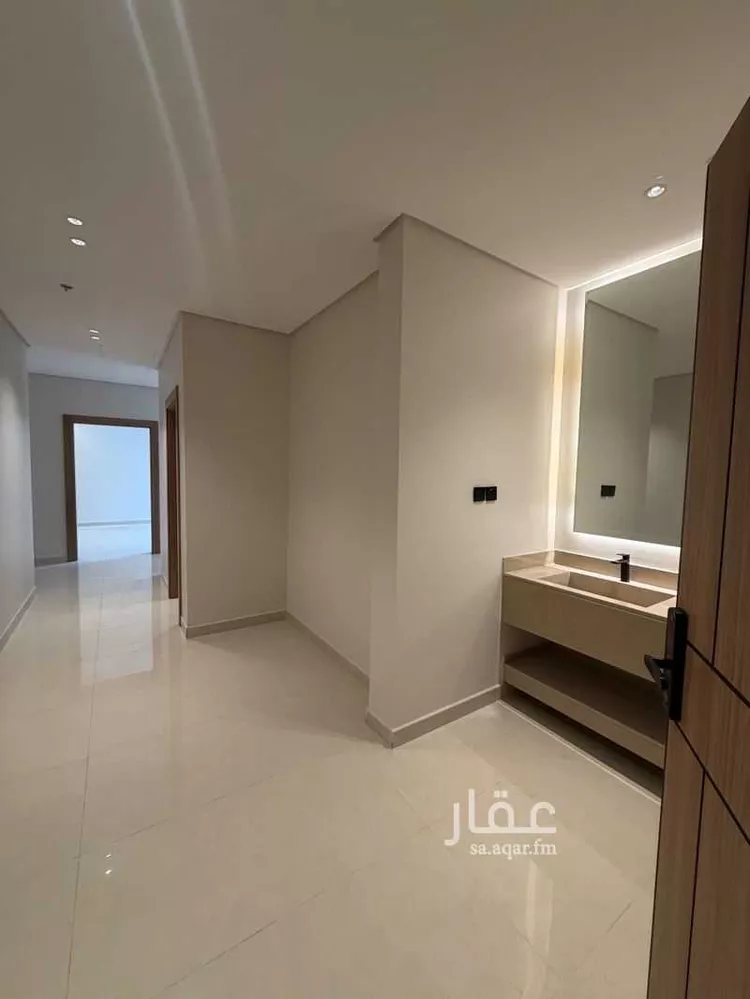 شقة للإيجار في شارع اسحاق بن قبيصة الخزاعي, حي البندرية, مدينة الخبر, المنطقة الشرقية صورة 2