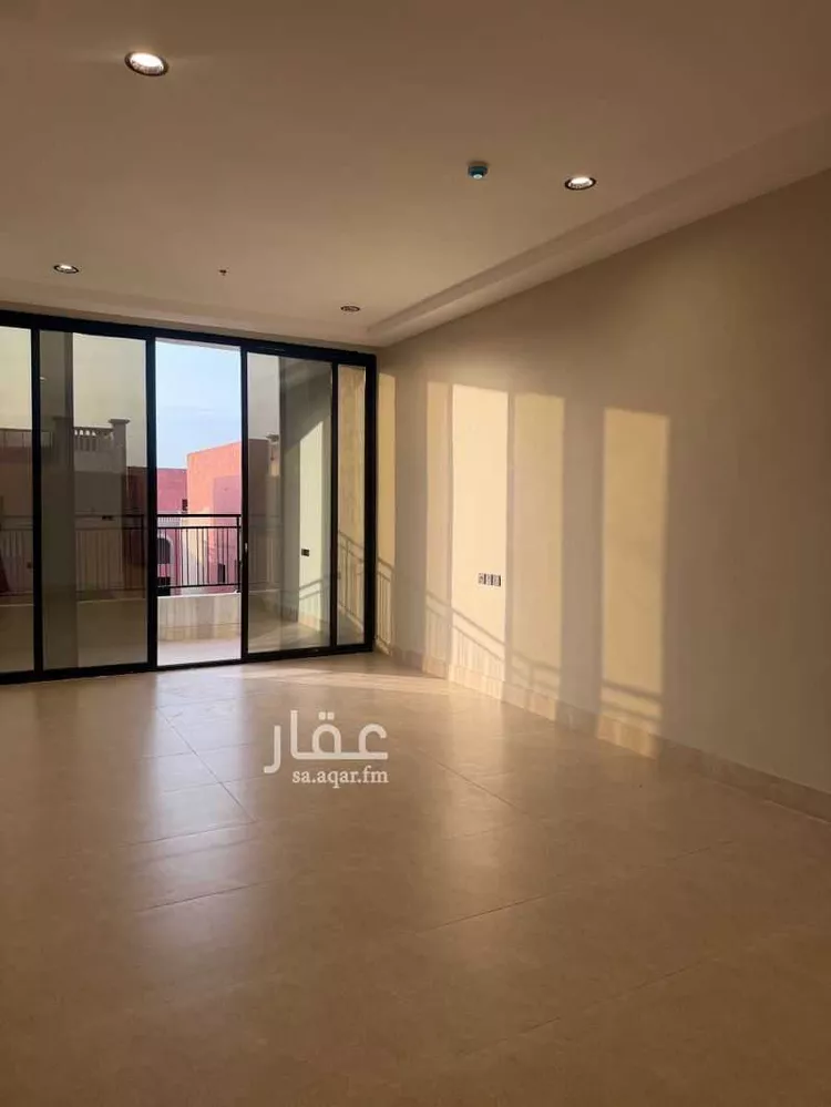 شقة للإيجار في شارع يزيد بن حصين, حي الدانة الشمالية, مدينة الظهران, المنطقة الشرقية صورة 2