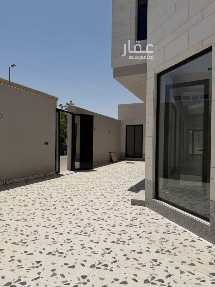 فيلا للبيع في شارع علي ابن الغدير, حي الخزامى, مدينة الخبر, المنطقة الشرقية صورة 4