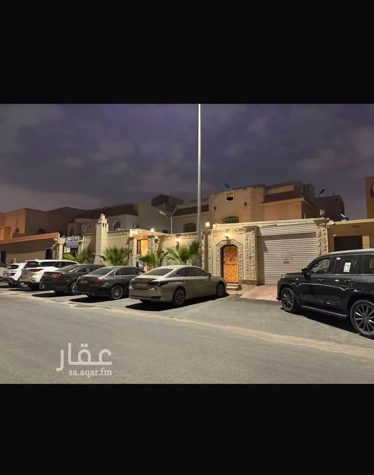 فيلا للبيع في شارع محمد بن عبدالغني ، حي اشبيلية ، الرياض ، منطقة الرياض