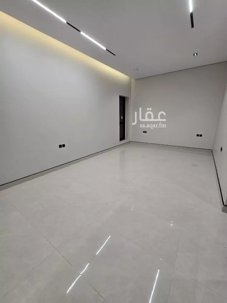 فيلا للبيع في شارع خليج تونس, حي المعيزيلة, مدينة الرياض, منطقة الرياض صورة 2