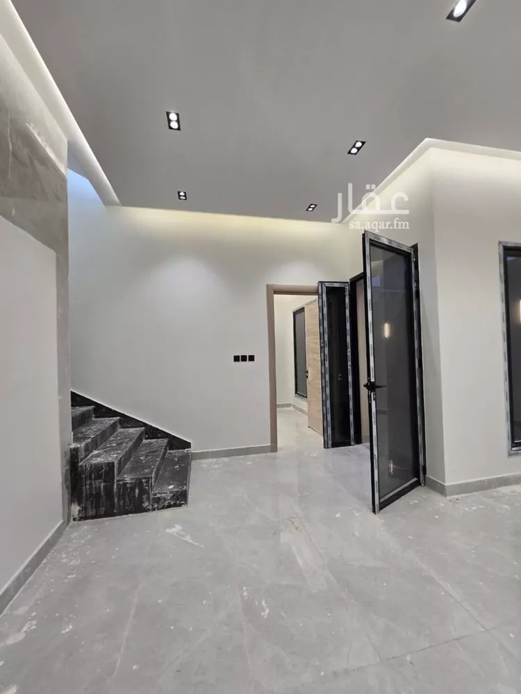 فيلا للبيع في شارع جبل الحسي, حي القادسية, مدينة الرياض, منطقة الرياض صورة 3