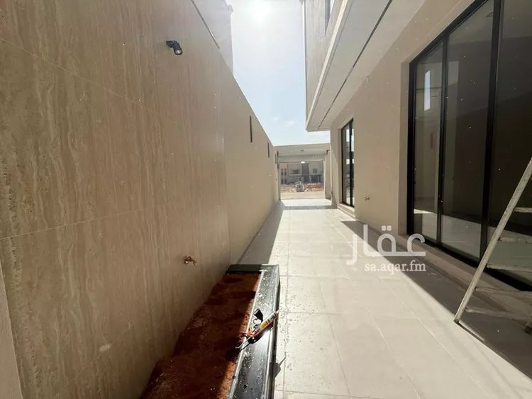 فيلا للبيع في شارع يحيي بن القاسم, حي الرمال, مدينة الرياض, منطقة الرياض صورة 2