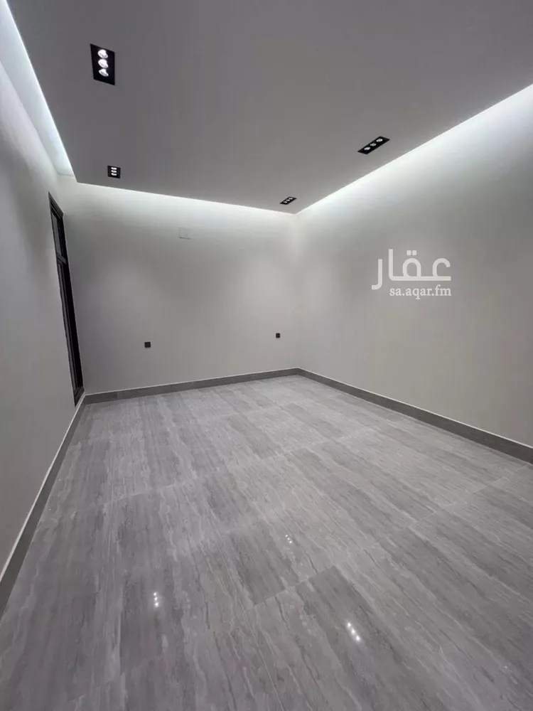 فيلا للبيع في شارع عبدالقدوس الانصاري, حي الرمال, مدينة الرياض, منطقة الرياض صورة 2