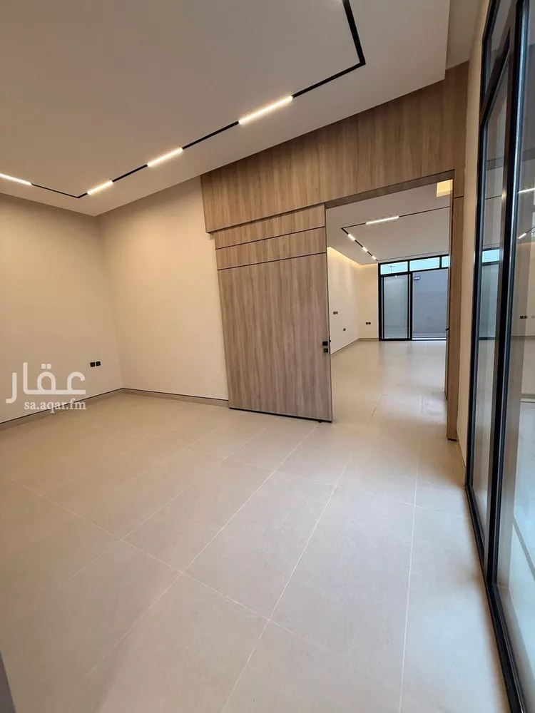 فيلا للبيع في شارع عبدالقدوس الانصاري, حي الرمال, مدينة الرياض, منطقة الرياض صورة 2