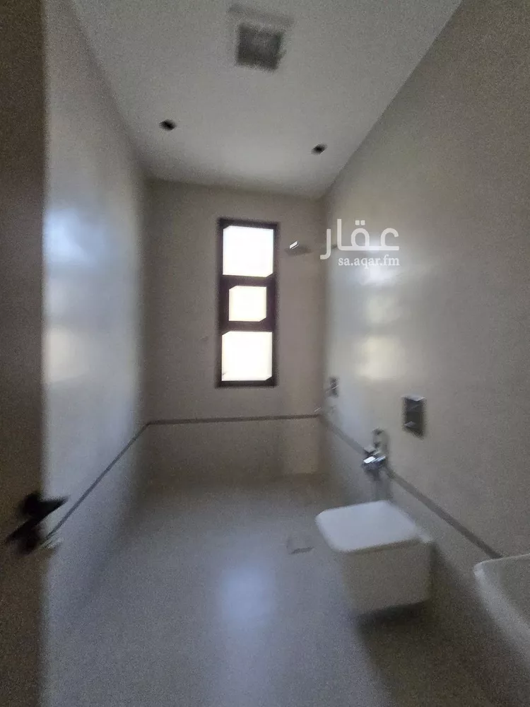 فيلا للبيع في شارع الزمرد, حي الملك فيصل, مدينة الرياض, منطقة الرياض 15